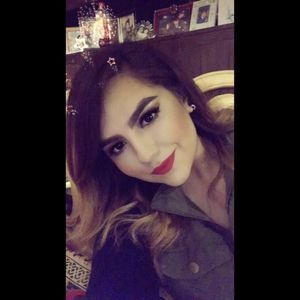 Meet your Posher, Arlette